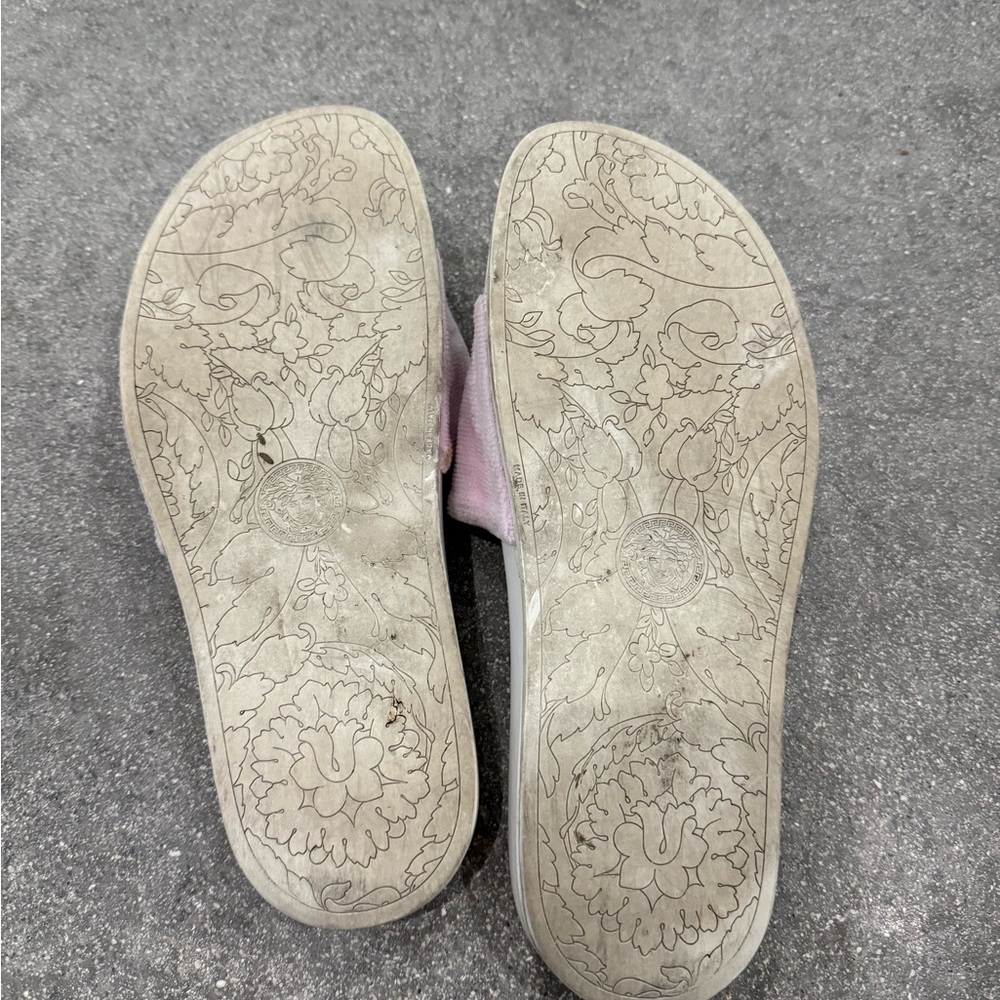 Versace Women's Pink Slide Medusa - US 9 - Picture 3 of 4